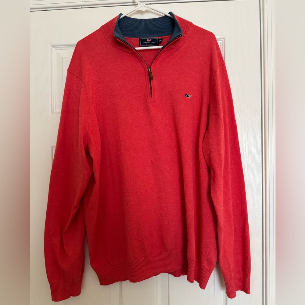 Men’s Vineyard Vines XL quarter zip pullover in salmon/orange/melon & blue trim